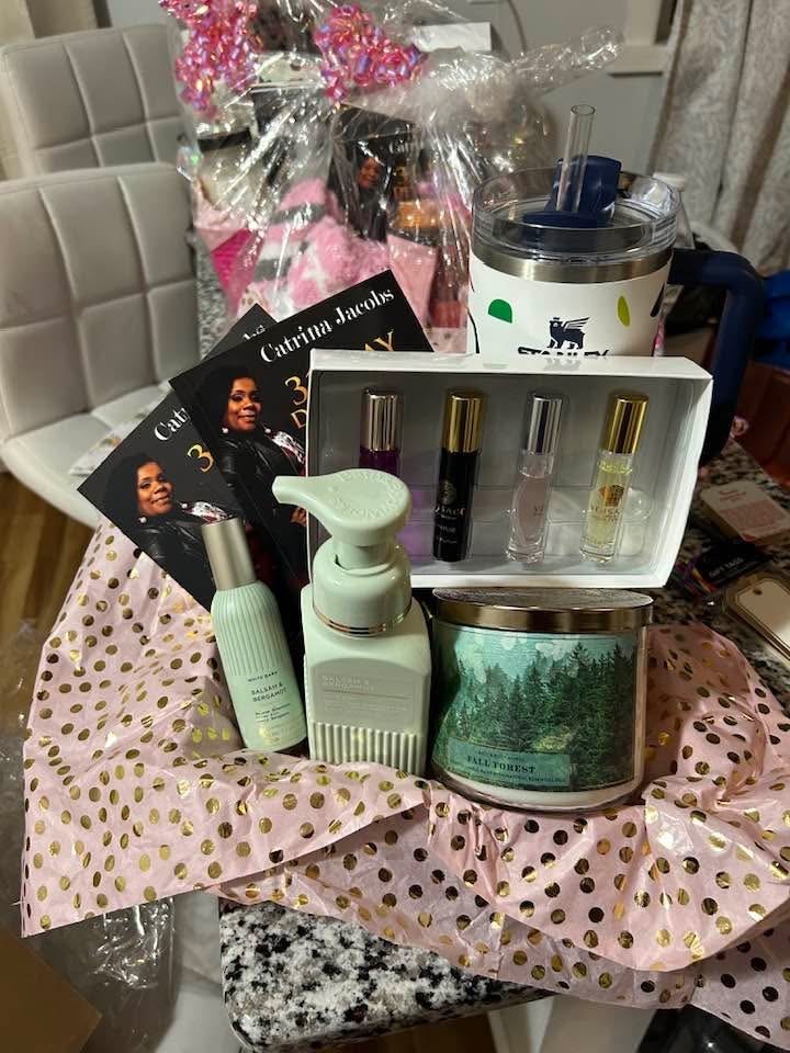 Mother's Day Baskets event photo 3